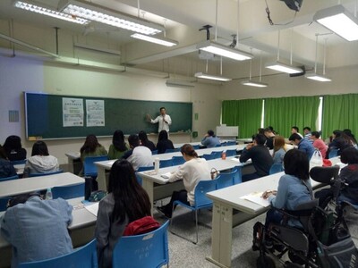 提升學生專業能力-國考加強班.