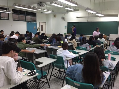 讀書會與課程複習(老師加開課程複習)